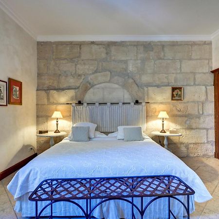 Mas Des Comtes De Provence Hotel Tarascon Exterior photo