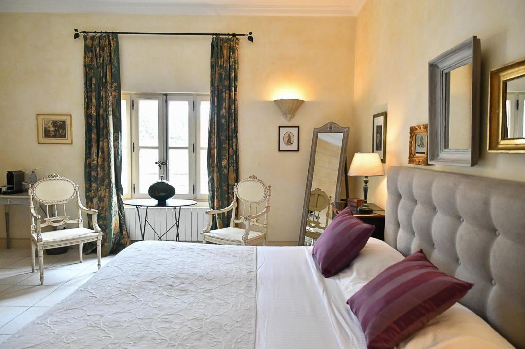 Mas Des Comtes De Provence Hotel Tarascon Exterior photo