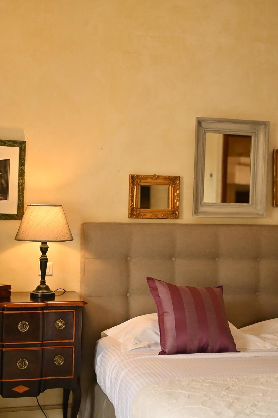 Mas Des Comtes De Provence Hotel Tarascon Exterior photo
